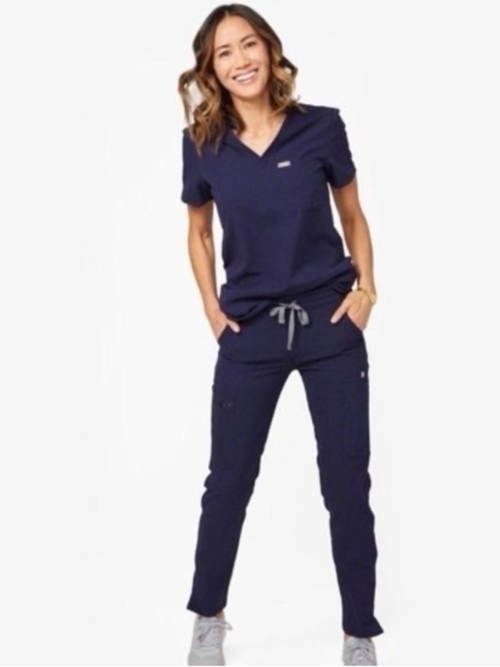 Figs Scrub Set in Navy- Catarina Top and Yola Pants